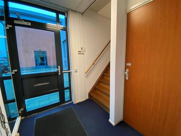 Grote foto te huur bedrijfspand mandenmakerstraat 154 hoogvliet huizen en kamers bedrijfspanden