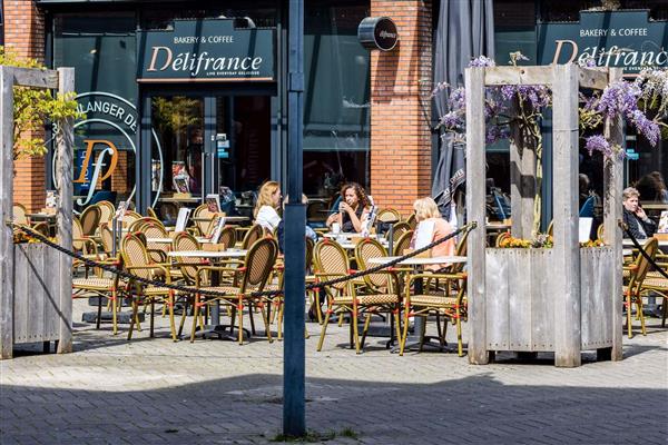 Grote foto te huur winkelpand de schoof 238 240 hendrik ido ambacht huizen en kamers bedrijfspanden