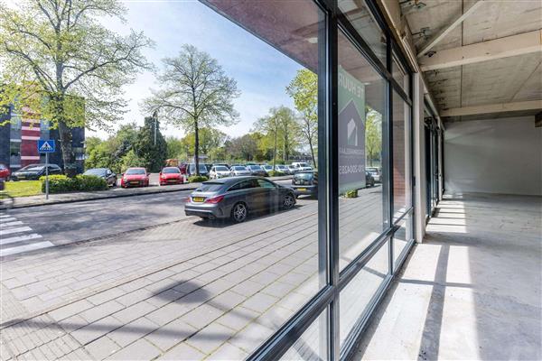 Grote foto te huur winkelpand de schoof 238 240 hendrik ido ambacht huizen en kamers bedrijfspanden