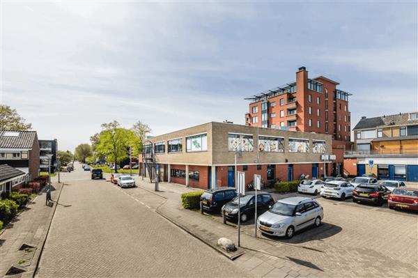 Grote foto te huur winkelpand de schoof 230 hendrik ido ambacht huizen en kamers bedrijfspanden