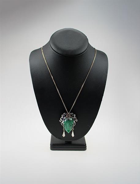 Grote foto zilveren mexicaanse hanger met jade kleding dames sieraden
