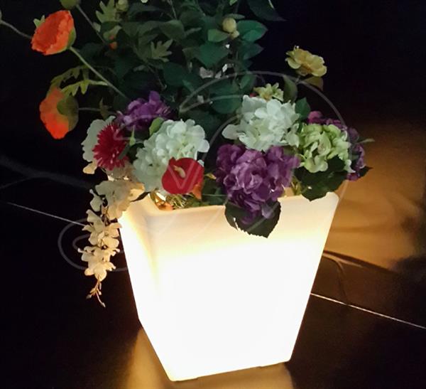 Grote foto oplaadbare bloempot 55 cm led rgb inclusief afstandsbediening funnylights taurus tuinlamp tuin en terras verlichting