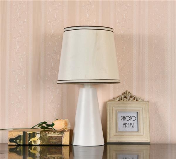 Grote foto tafellamp modern wit ijzer 41 cm valott papu huis en inrichting overige
