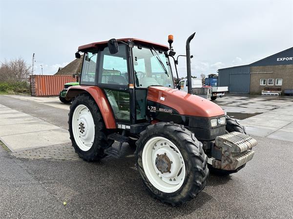 Grote foto new holland l75 dt agrarisch tractoren