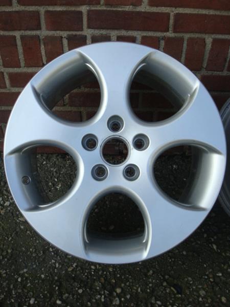 Grote foto 17 inch originele gti velgen steek 5x112 auto onderdelen banden en velgen