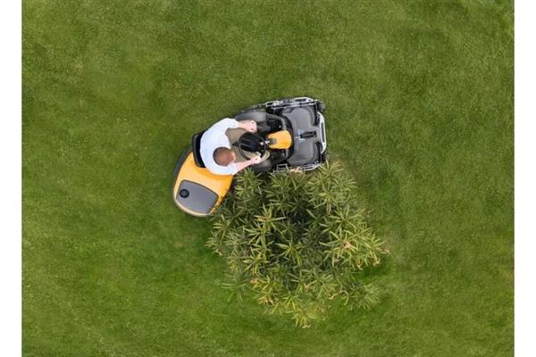 Grote foto stiga park 4wd frontmaaier 110 cm pro maaidek tuin en terras zitmaaiers