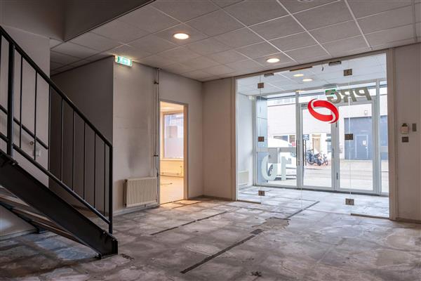 Grote foto te huur bedrijfspand ontariodreef 10 12 utrecht huizen en kamers bedrijfspanden