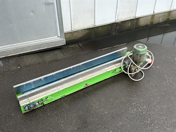 Grote foto tumoba agrarisch transportbanden