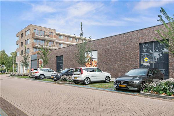 Grote foto te huur winkelpand beneluxlaan 1r schoonhoven huizen en kamers bedrijfspanden