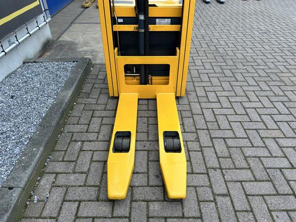 Grote foto vs 21621 elektrische stapelaar jungheinrich 3200mm freelift doe het zelf en verbouw hefwerktuigen