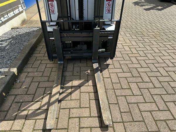 Grote foto vs 21610 elektrische triples heftruck still rx20 16 sideshift bj2018 agrarisch heftrucks