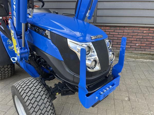 Grote foto solis 20 minitractor nieuw optie gazonbanden frontlader agrarisch tractoren