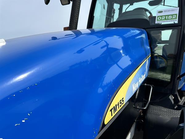 Grote foto new holland tm 155 agrarisch tractoren