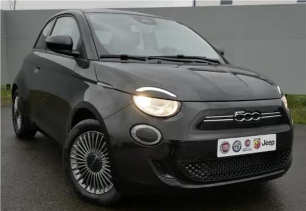 Grote foto partij fabrieksnieuwe fiat 500e te koop aangeboden auto fiat