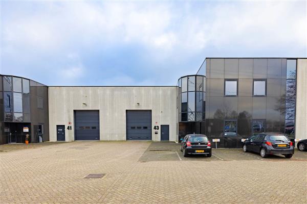 Grote foto te huur bedrijfspand antennestraat 43 almere huizen en kamers bedrijfspanden