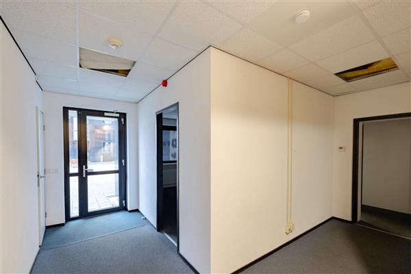 Grote foto te huur bedrijfspand antennestraat 43 almere huizen en kamers bedrijfspanden