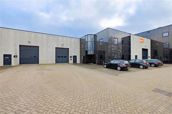 Grote foto te huur bedrijfspand antennestraat 43 almere huizen en kamers bedrijfspanden