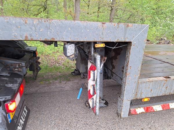 Grote foto lintrailer semi dieplader gestuurd uitschuifbaar 45000 kg apk doe het zelf en verbouw opleggers