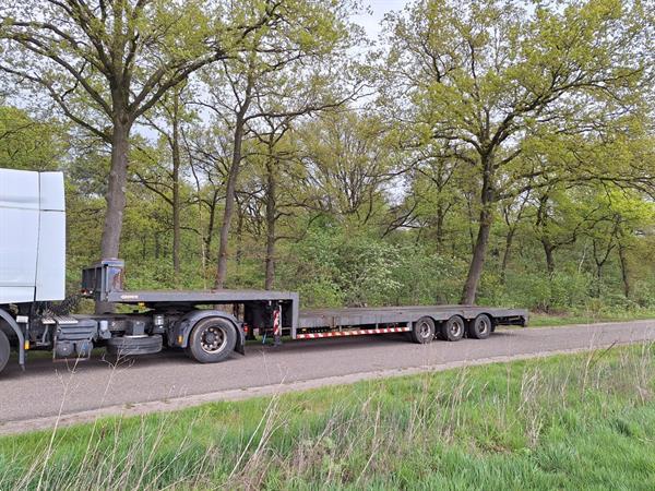 Grote foto lintrailer semi dieplader gestuurd uitschuifbaar 45000 kg apk doe het zelf en verbouw opleggers