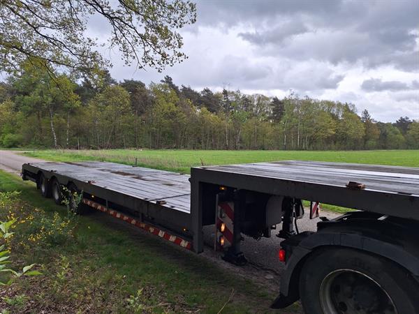 Grote foto lintrailer semi dieplader gestuurd uitschuifbaar 45000 kg apk doe het zelf en verbouw opleggers