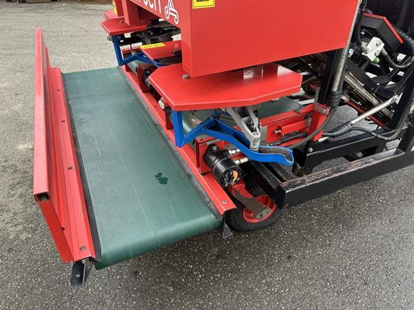 Grote foto j.j. broch arat 2 knoflookrooier agrarisch oogstmachines