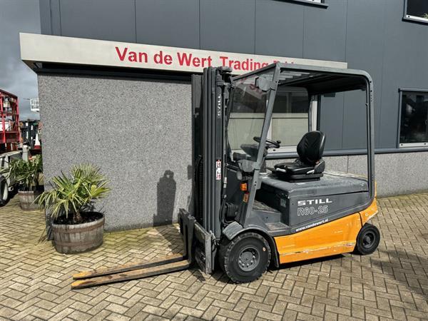 Grote foto still r60 25 triplo 485 freelift sideshift 4e functie elektrisch agrarisch heftrucks