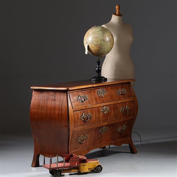 Grote foto hollandse commode ca 1770 op gewelfde franse poten mahonie no.941800 antiek en kunst stoelen en banken
