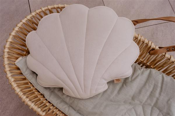 Grote foto soft velvet schelp kussen white white kinderen en baby complete kinderkamers