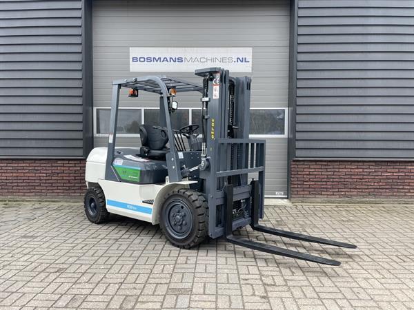 Grote foto eurotrac fe30 eco electrische heftruck nieuw agrarisch heftrucks