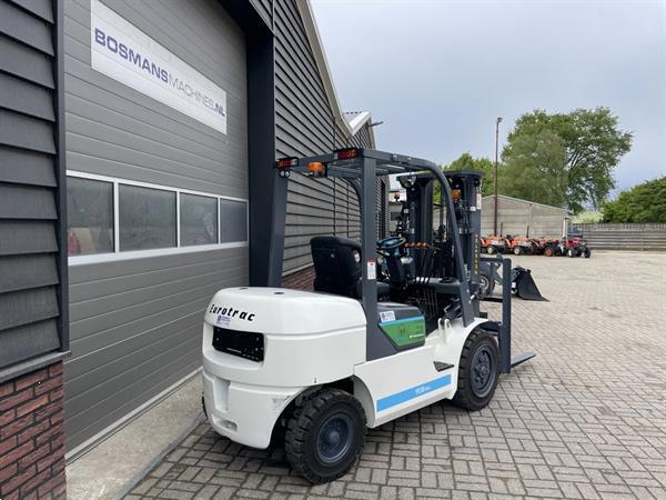 Grote foto eurotrac fe30 eco electrische heftruck nieuw agrarisch heftrucks