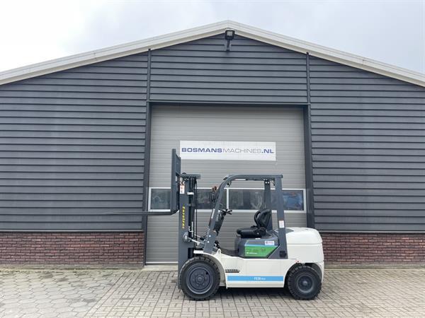 Grote foto eurotrac fe30 eco electrische heftruck nieuw agrarisch heftrucks