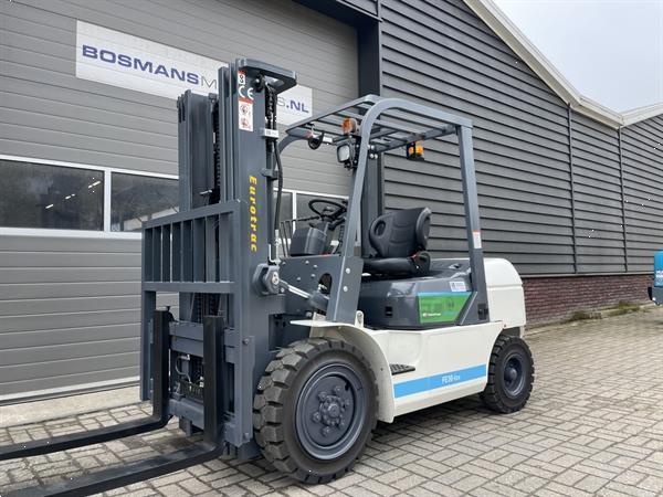 Grote foto eurotrac fe30 eco electrische heftruck nieuw agrarisch heftrucks