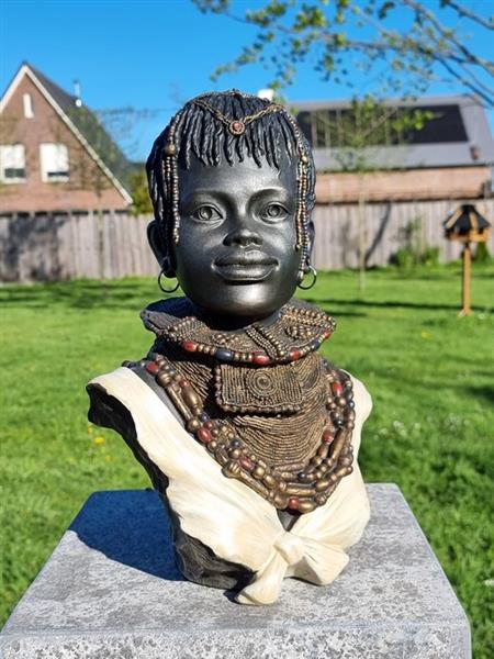 Grote foto beeld african lady buste 33.5 cm hars antiek en kunst curiosa en brocante