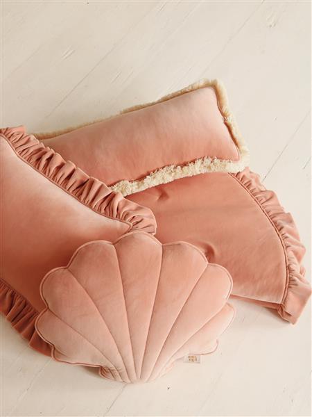 Grote foto soft velvet schelp kussen apricot apricot kinderen en baby complete kinderkamers