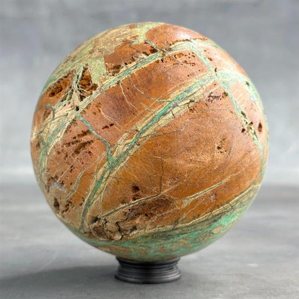 Grote foto geen minimumverkoopprijs prachtige groene smithsoniet bol op een aangepaste standaard 1500 g antiek en kunst curiosa en brocante