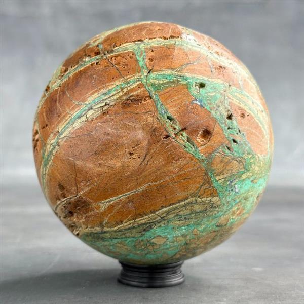 Grote foto geen minimumverkoopprijs prachtige groene smithsoniet bol op een aangepaste standaard 1500 g antiek en kunst curiosa en brocante