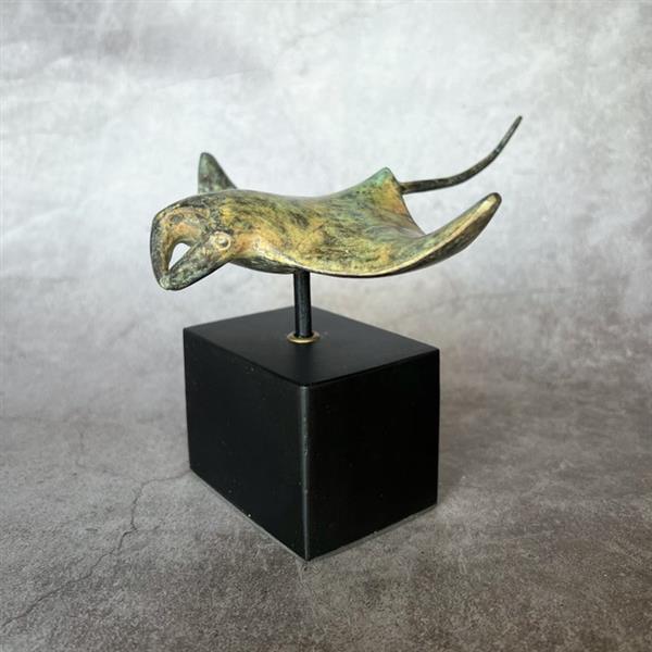 Grote foto sculptuur no reserve price manta ray sculpture patinated bronze 11.5 cm brons antiek en kunst curiosa en brocante