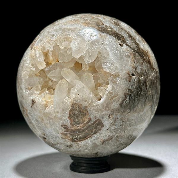 Grote foto geen reserveprijs prachtige kwartsbol met grote punten op een aangepaste standaard kristal 1800 antiek en kunst curiosa en brocante