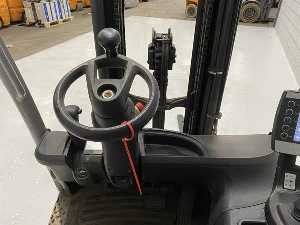 Grote foto 2018 still rx20 14 elektrische heftruck 1400kg side shift compact joystick non marking agrarisch heftrucks