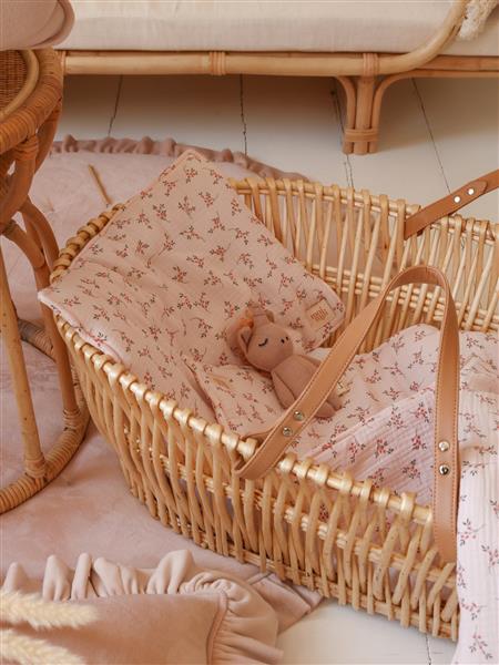 Grote foto zachte velvet kussen met volant beige latte beige latte kinderen en baby complete kinderkamers