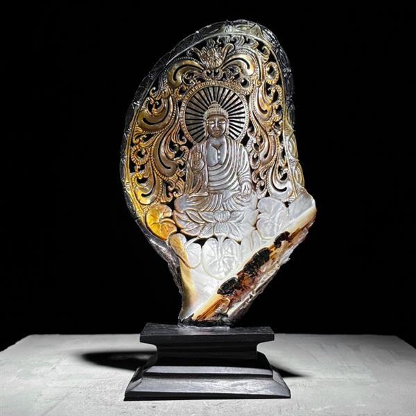Grote foto geen reserve prijs gegraveerde parelmoer schelp boeddha motief zeeschelp pinctada maxima zo antiek en kunst curiosa en brocante