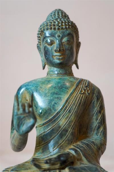Grote foto sculptuur no reserve price bronze sculpture of buddha vitarka mudra patinated 27 cm brons antiek en kunst curiosa en brocante