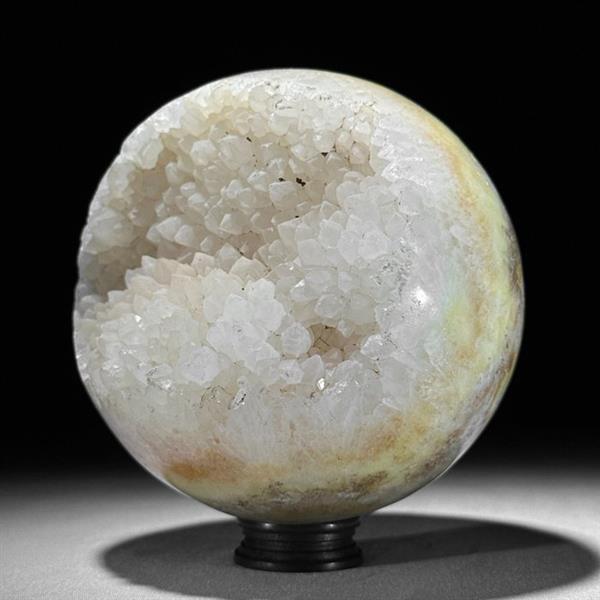 Grote foto geen minimumprijs mooie kristalkwarts bol met spike op een aangepaste standaard 1800 g 1 antiek en kunst curiosa en brocante