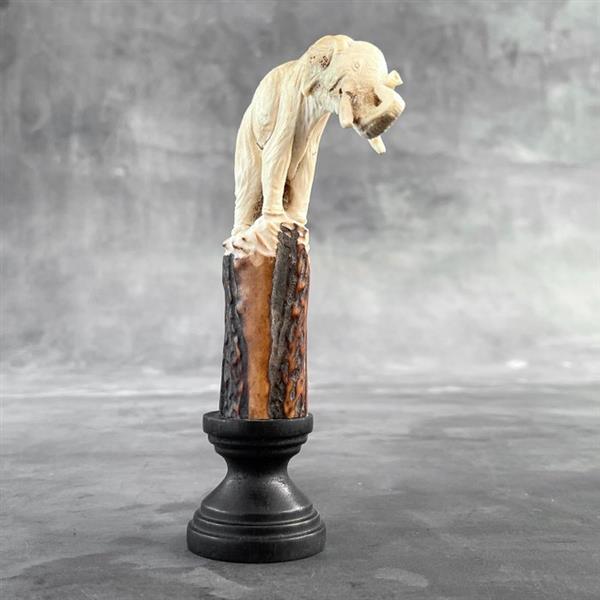 Grote foto snijwerk no reserve price an elephant carving from deer antler on a stand 15 cm hout herteng antiek en kunst curiosa en brocante