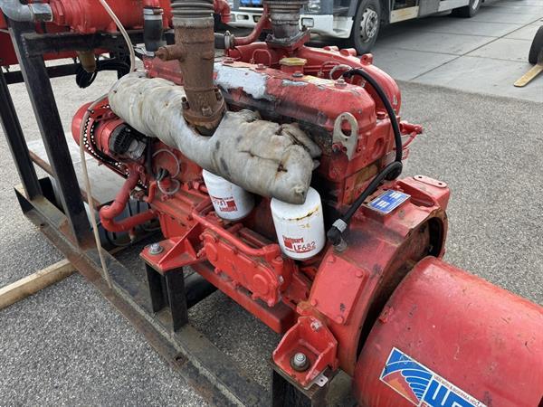 Grote foto iveco 8061 motor met vergani waterpomp agrarisch tractor onderdelen