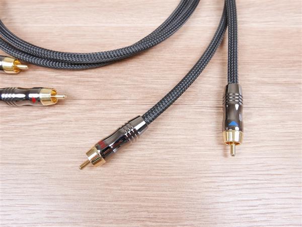 Grote foto mit cables mi 2c3d level 3 highend audio interconnects rca 1 5 metre audio tv en foto onderdelen en accessoires