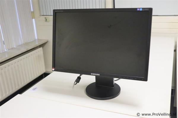 Grote foto online veiling dell monitor 51x33x47 cm computers en software overige computers en software