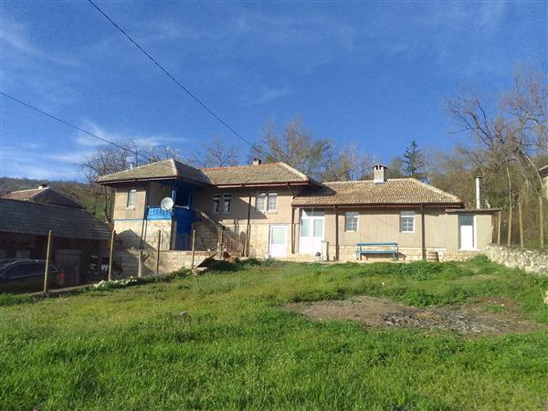 Grote foto gerenoveerde woning in bulgarije kostandenets huizen en kamers vrijstaand