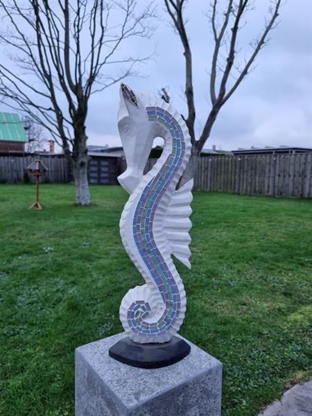 Grote foto beeld xl mosaic sea horse 61.5 cm hout moza ek glas antiek en kunst curiosa en brocante