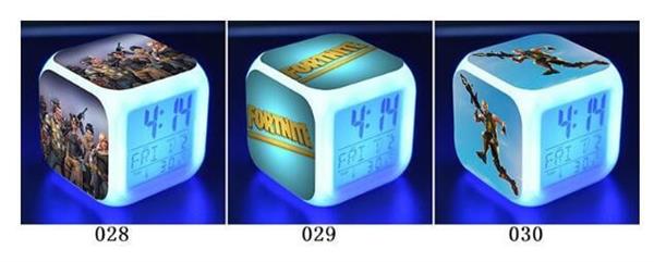 Grote foto led nachtlamp wekker fortnite 7x led nacht lamp klok alarm huis en inrichting woningdecoratie